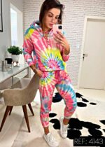 Conjunto tie dye com capuz