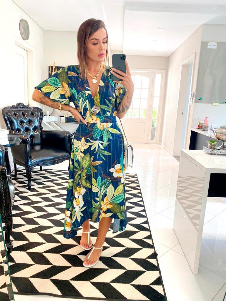 15176995527-15151466173-43571.jpg Vestido floral com ponta - Imagem 1