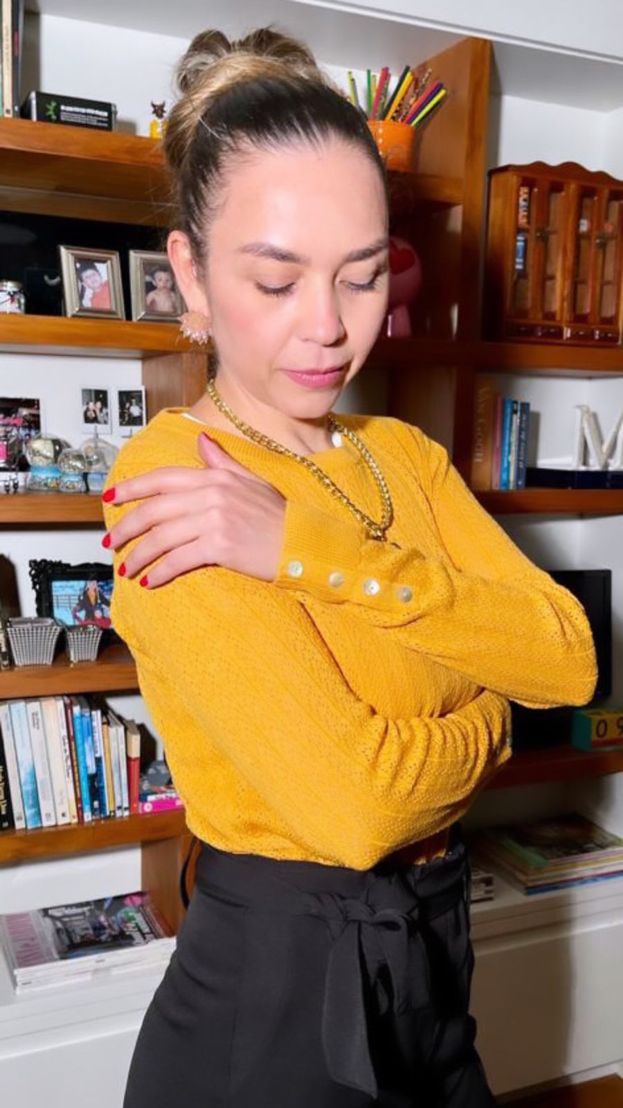 15176998116-15152869125-4072773.jpg Tricot sweater mostarda - Imagem 1