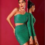 Vestido lurex uma manga