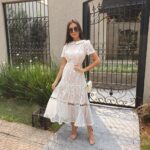 Vestido midi renda manguinha