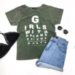T-shirt girl dreams verde militar
