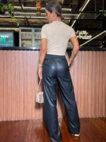 Cropped t-shirt capuccino Naomi - Imagem 3