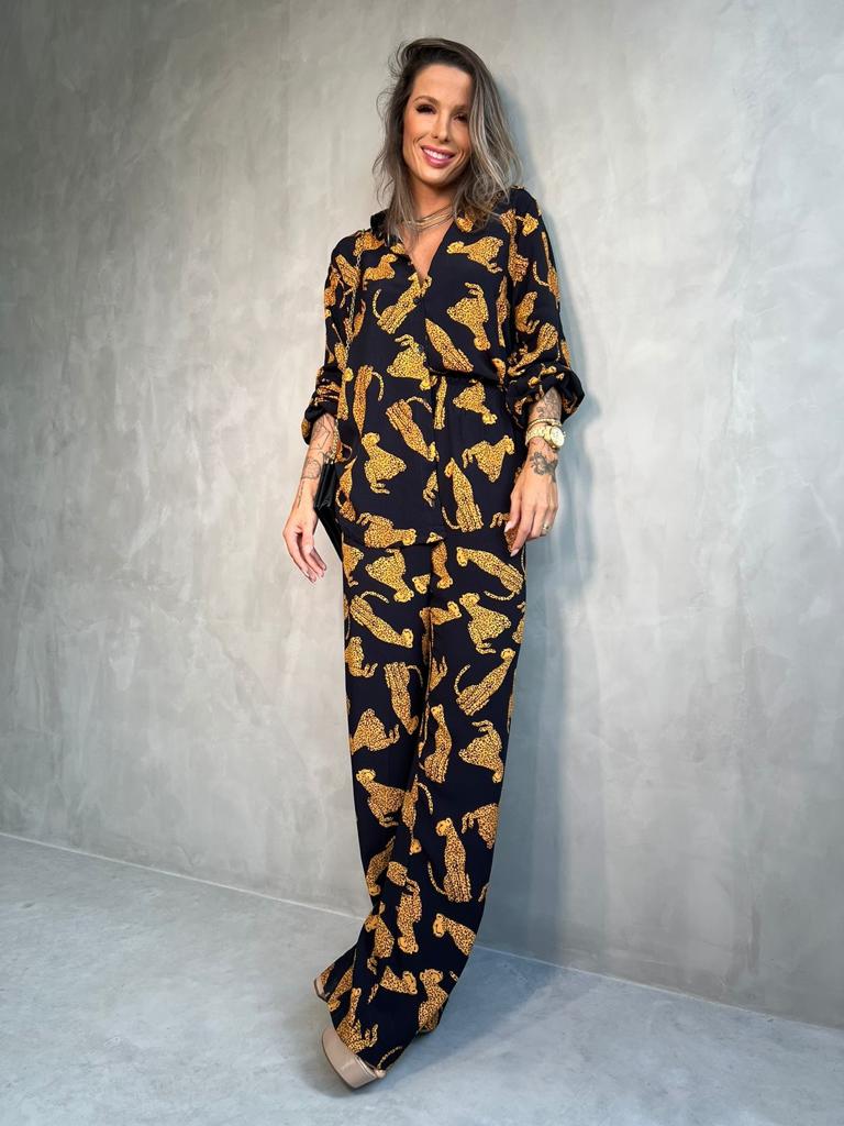 15181993988-52602.jpg Calça onça Regina - Imagem 1