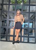 Shorts saia Fernanda preto - Imagem 3