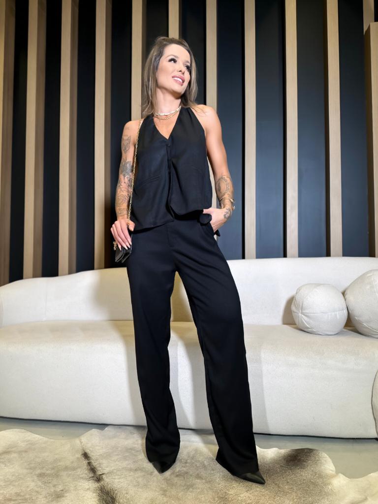 15226830367-55541-1.jpg Colete frente única Tracy preto - Imagem 1