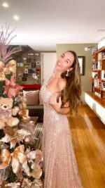 Vestido Cecília paetê rose