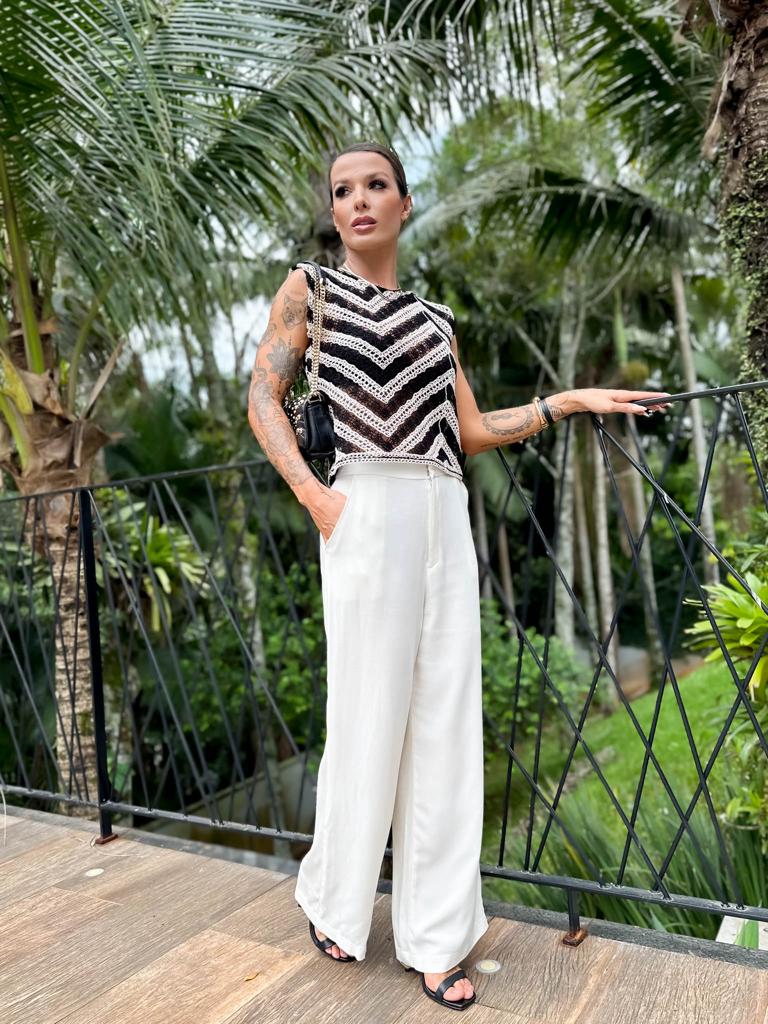 15239328247-56341.jpg Calça pantacourt Yara off white - Imagem 1