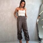 Calça parachute Keyla marrom escuro