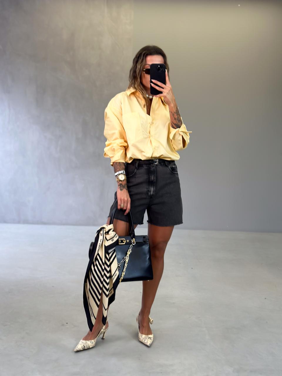 15301952555-60482.jpeg Camisa Andressa amarelo gema - Imagem 1