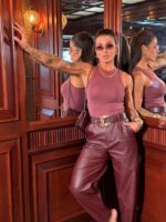 Blusa Geane vintage wine